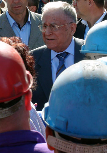 Ion Iliescu la Romplumb (c) eMM.ro